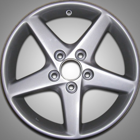 Porsche wheel after refinishing — restored to showroom condition